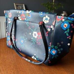Beautiful Tory Burch Bag